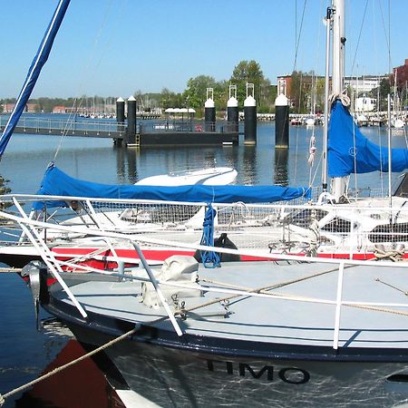 Hotel Am Segelhafen كيل المظهر الخارجي الصورة